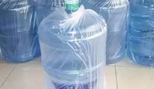 桶装水出现白色絮状物是怎么回事？原因解析与解决办法一览